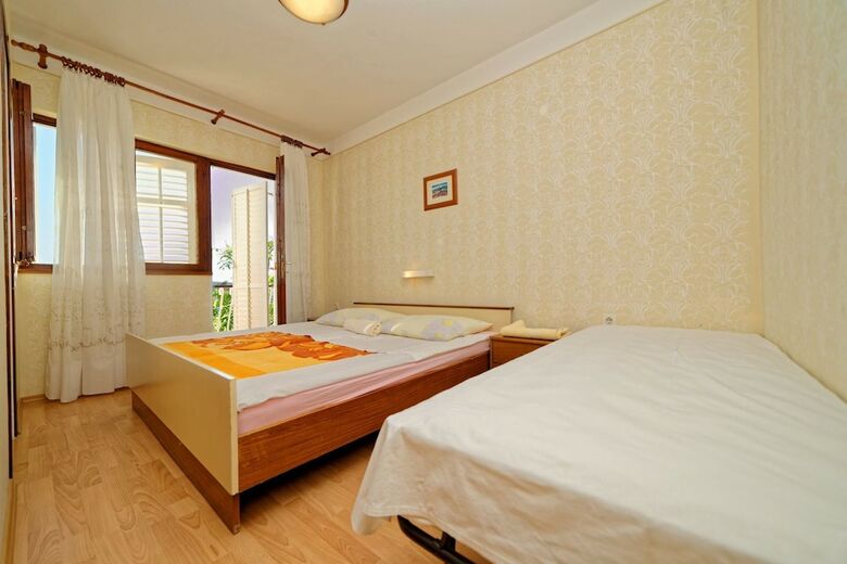 Apartments Danijela Rab