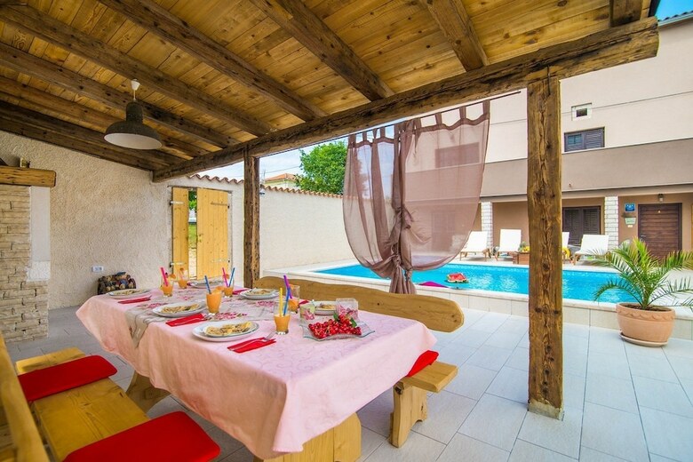Holiday House Eleonora