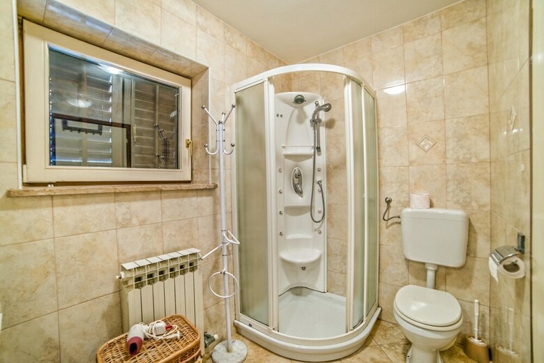 Apartamentos Holiday House Nada