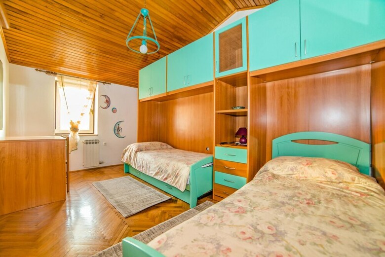 Apartamentos Holiday House Nada
