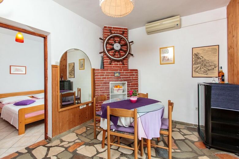 Apartments Grgur