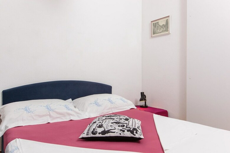 Apartments Grgur