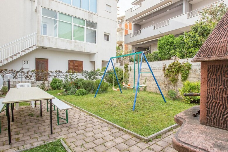 Apartments Divna Tomas