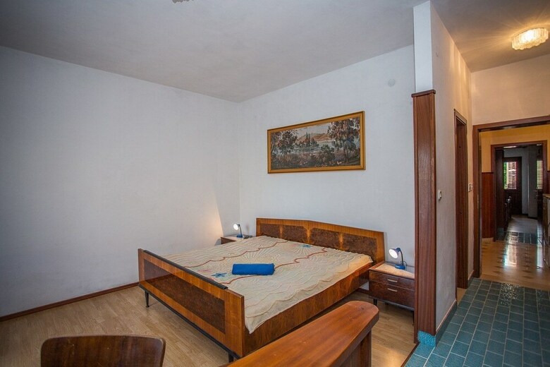 Apartments And Rooms Anita