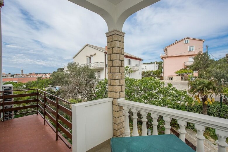 Apartamentos Appartments & Room Pende