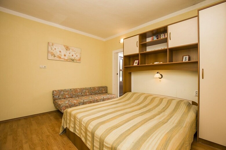 Apartments Debeli?