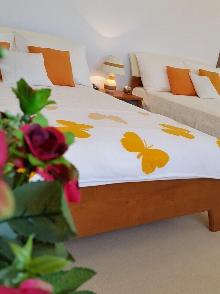 Apartamentos Villa Almas Neoric