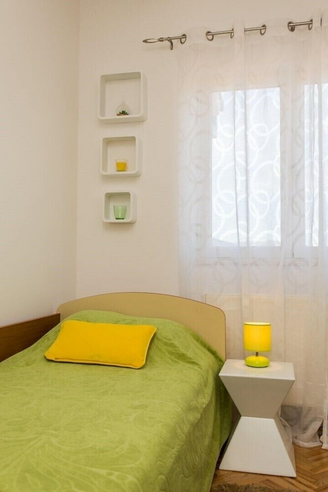 Apartamentos Villa Almas Neoric