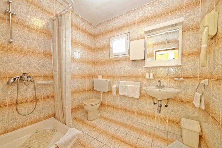 Apartments & Rooms Lanca