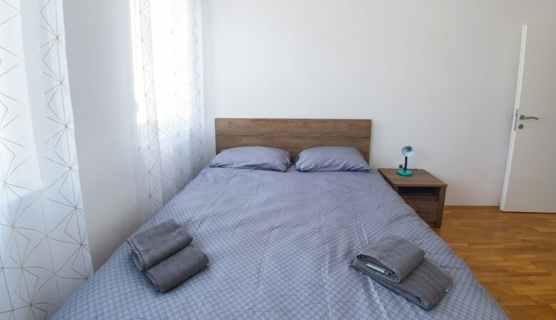 Her Apartment