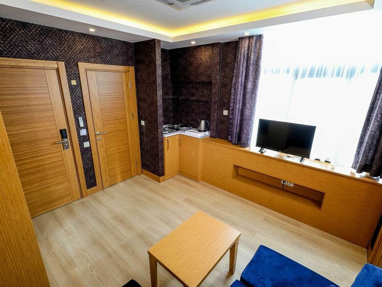 Hotel Grand Elmira Suites