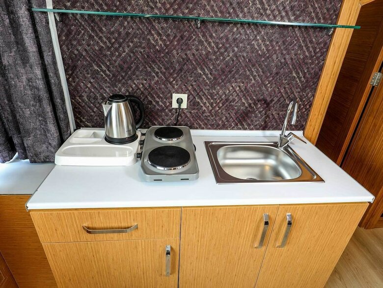 Hotel Grand Elmira Suites