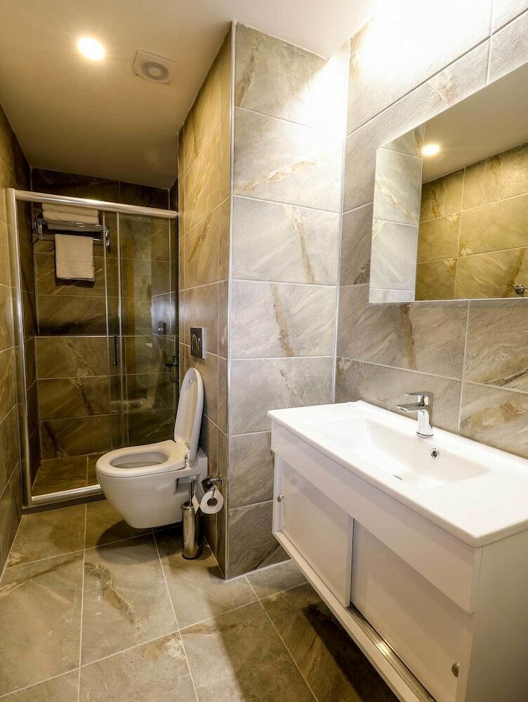 Hotel Grand Elmira Suites