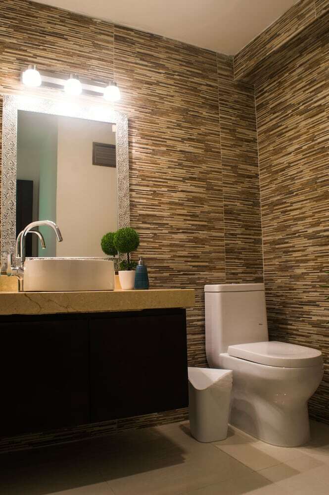 Apartamentos Beachfront Penthouses At Brisas By The Spot
