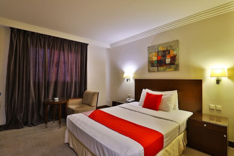 Capital O 237 Andalusia Hotel