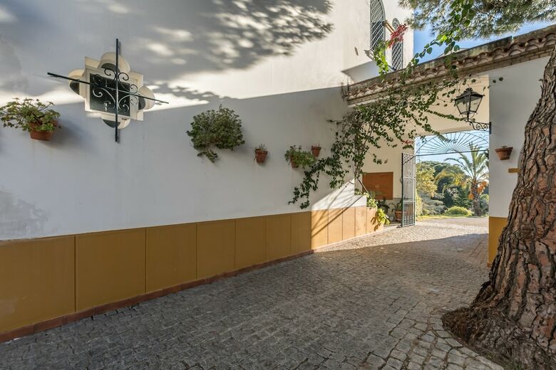 Hotel Hacienda Las Tres Ni�as
