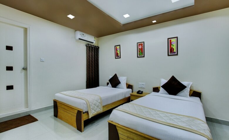 Hotel Bluemoon Comforts