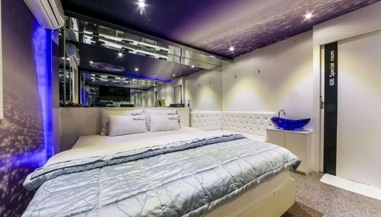 Hotel 9to9 Motel