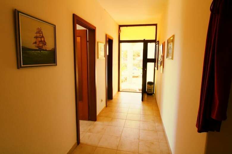 Apartamentos House Vlada