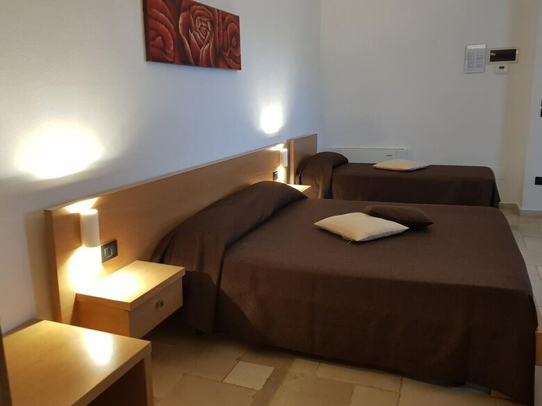 Guest House B&B Pietra Bianca