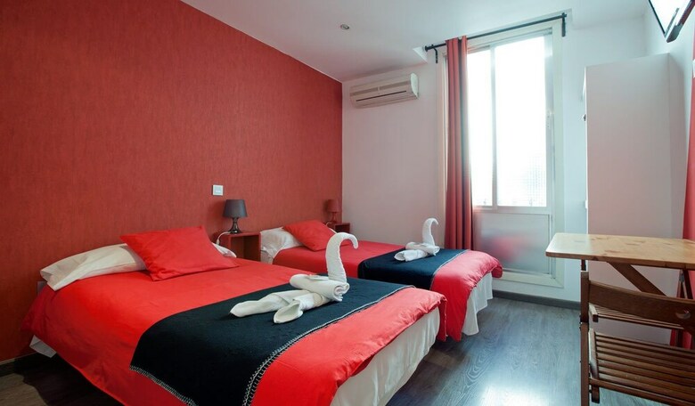 Hostal Abril