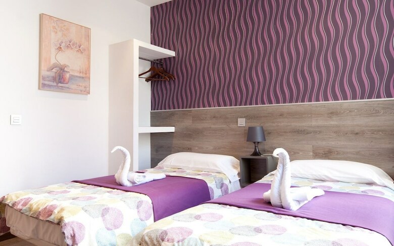 Hostal Abril