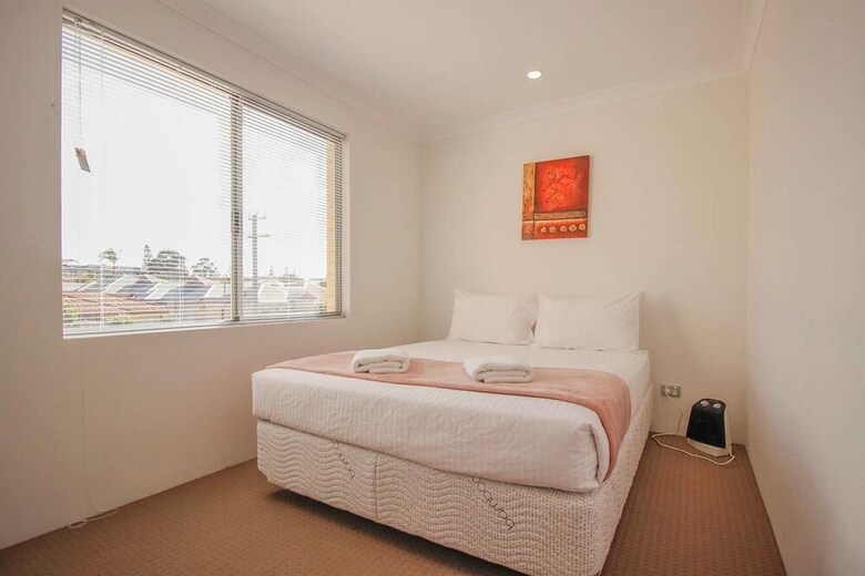 Osborne Park Home (Osborne Park Home)