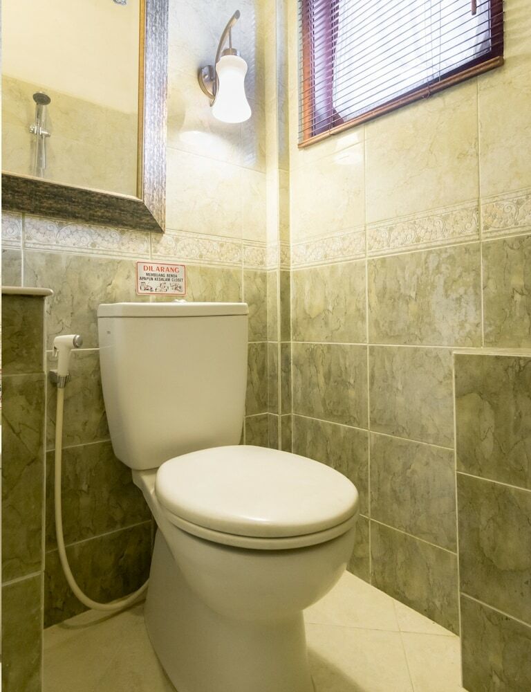 Hotel Oyo 994 Huber Apartment