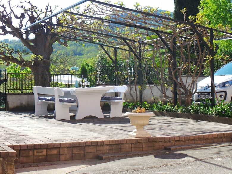 Hotel Guest House Valentino