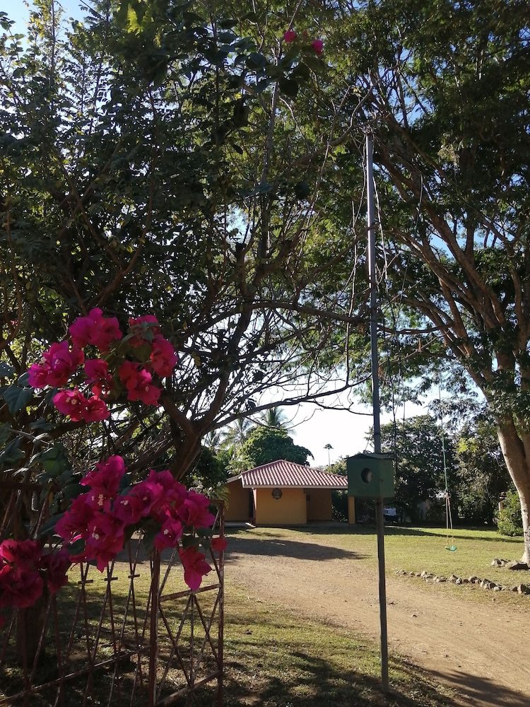 Las Quintas Monkey Lookout & Rural House