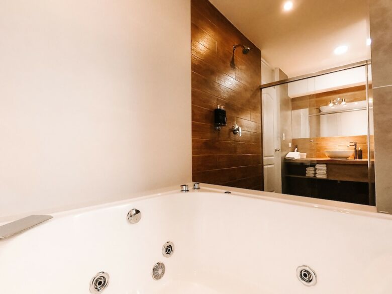 Muru Homely Hotel