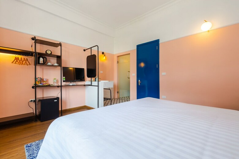 The Poppy Villa & Hotel