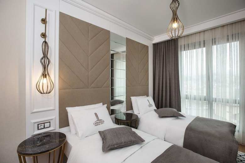 Apartamentos Canbakkal Luxury Suites
