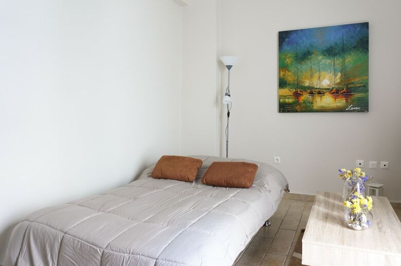Apartamentos Koukaki Confidential