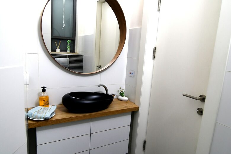 Hotel Stunning Guest Suite In Stunning Village