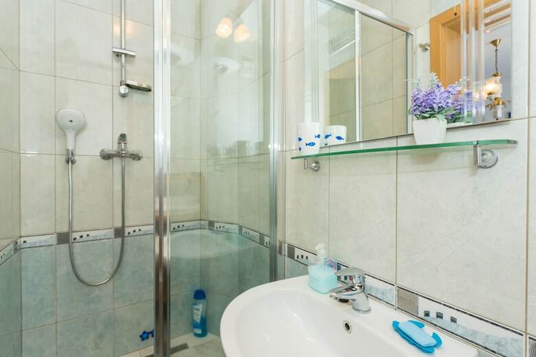 Hotel Guesthouse S&l