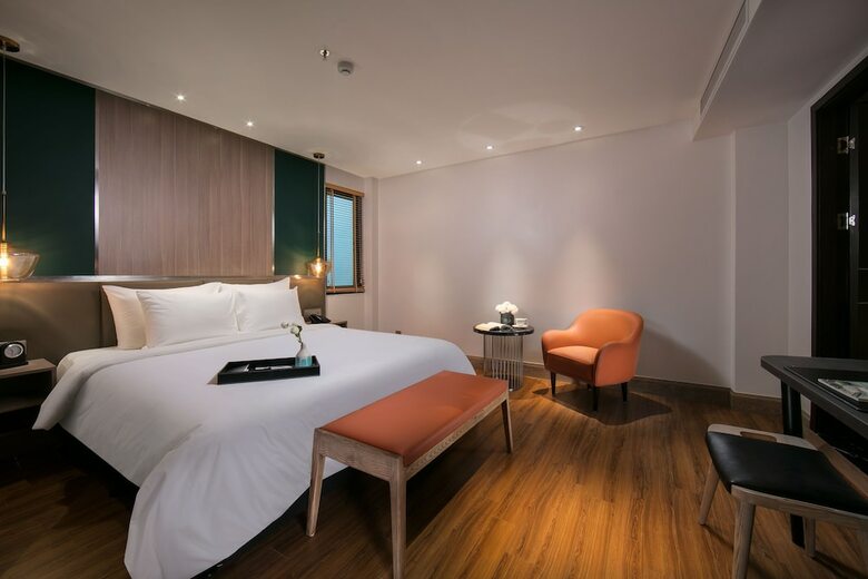 Delicacy Central Hotel & Spa