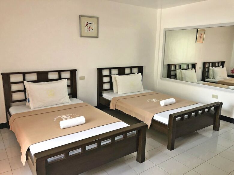 Hotel Mindorinne Oriental Beach Resort