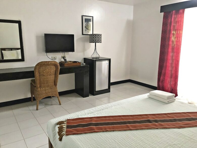 Hotel Mindorinne Oriental Beach Resort