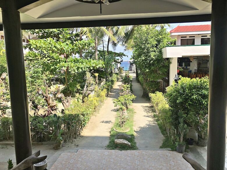 Hotel Mindorinne Oriental Beach Resort