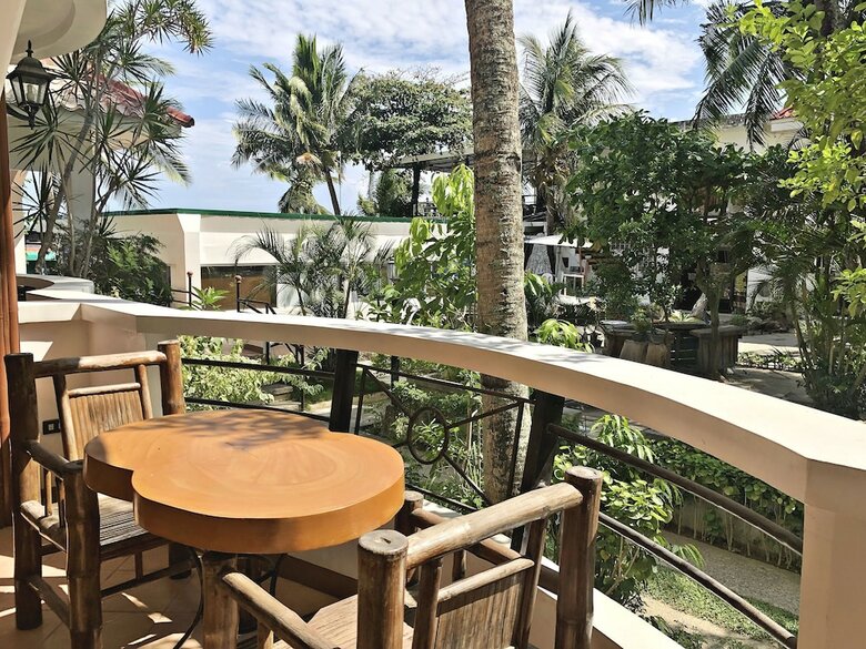 Hotel Mindorinne Oriental Beach Resort