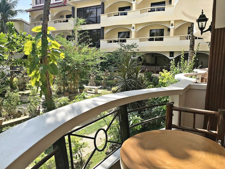Hotel Mindorinne Oriental Beach Resort