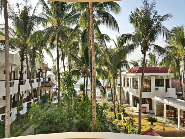 Hotel Mindorinne Oriental Beach Resort