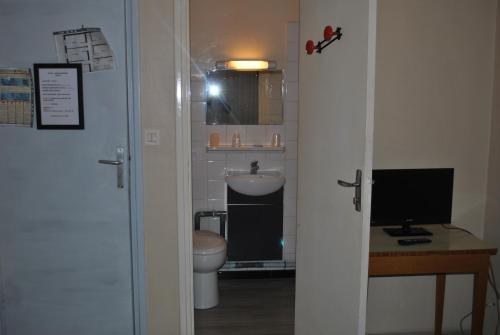 Hotel Le Logis Charmant