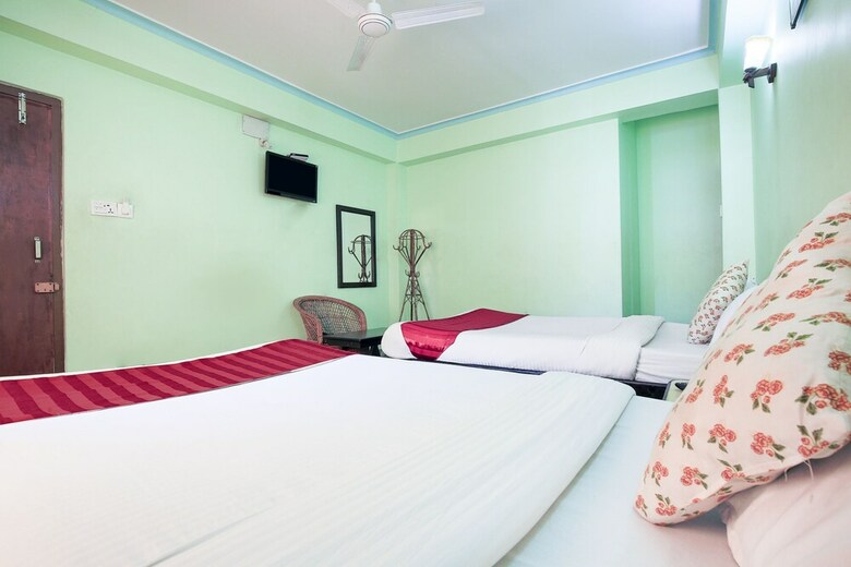 Oyo 391 Hotel Rudrakshya