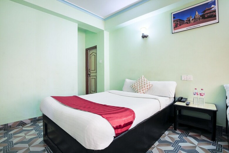 Oyo 391 Hotel Rudrakshya