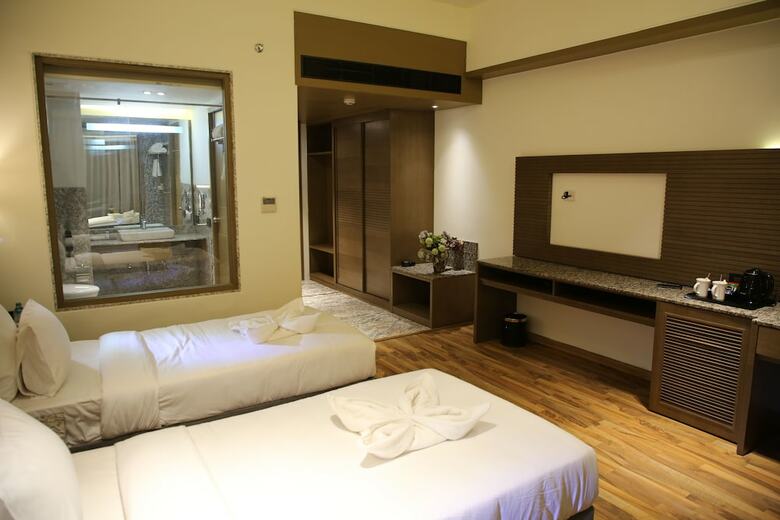 Hotel Hariyali Resort