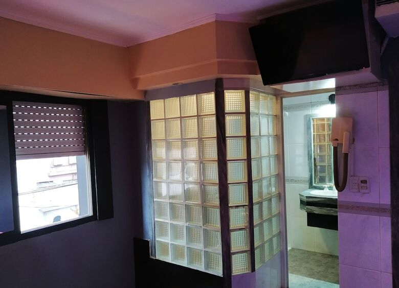 Hotel Ph Suites - Adults Only