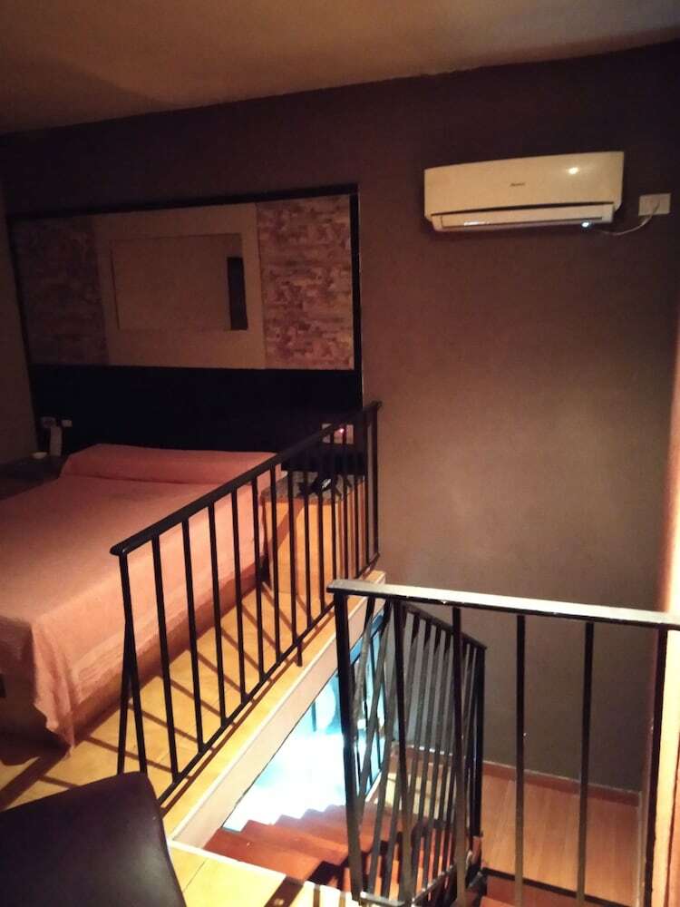 Hotel Ph Suites - Adults Only