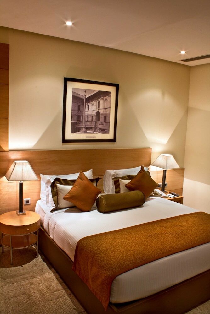 Radisson Blu Marina Hotel Connaught Place